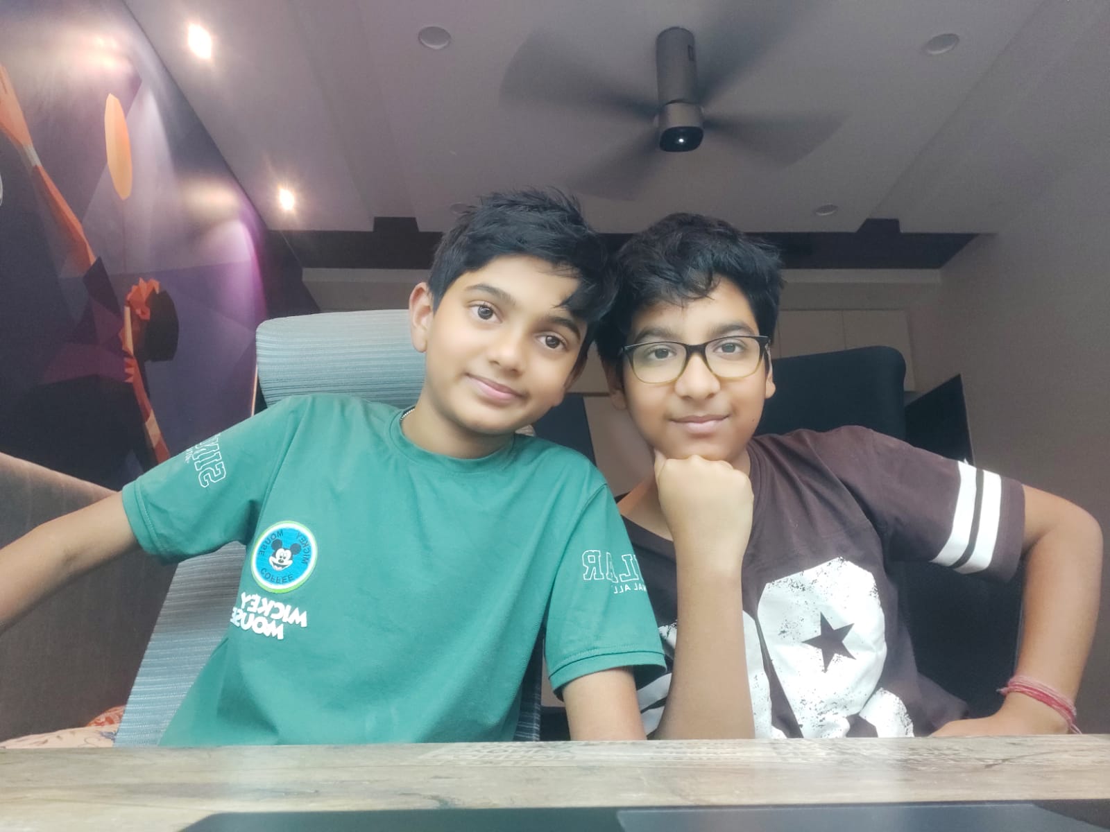 LocalGuru Founders — Jagrit Agrawal & Daksh